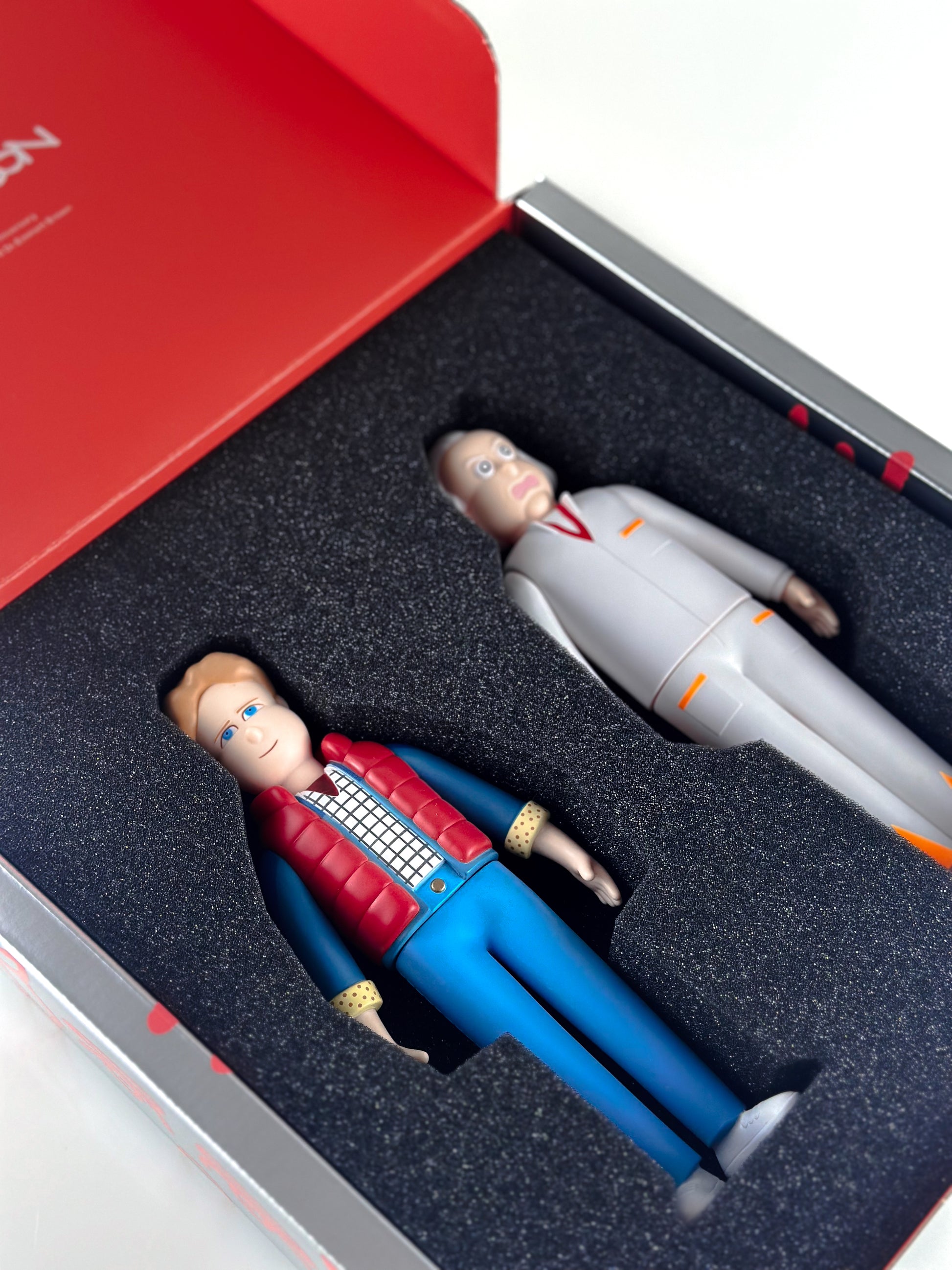 Jun Oson - "Back to the Future" Figure - 3