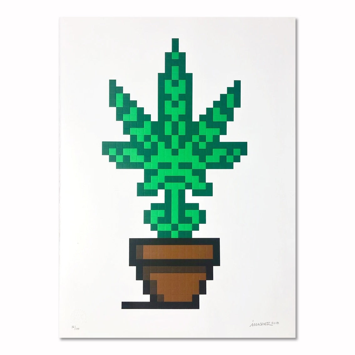 Invader - Hollywood Brown Pot (Framed)