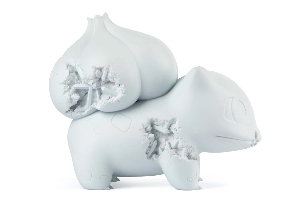 Daniel Arsham - Crystalized Bulbasaur - Limited Edition - Sculpture - 3