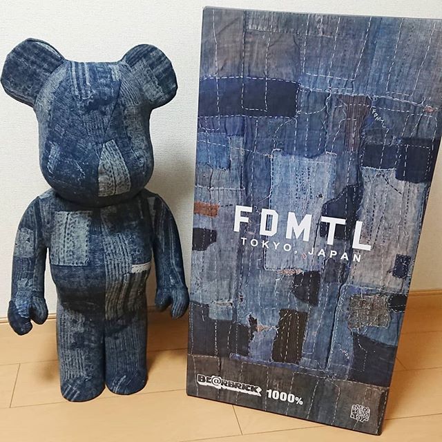 BE@RBRICK 1000% FDMTL – 3WhiteDots